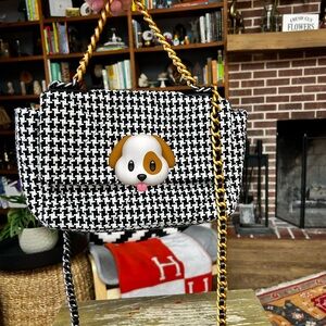 Houndstooth Chain Shoulder Bag in Black & White